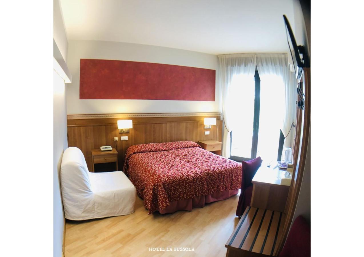 Hotel La Bussola Padenghe sul Garda Exterior foto