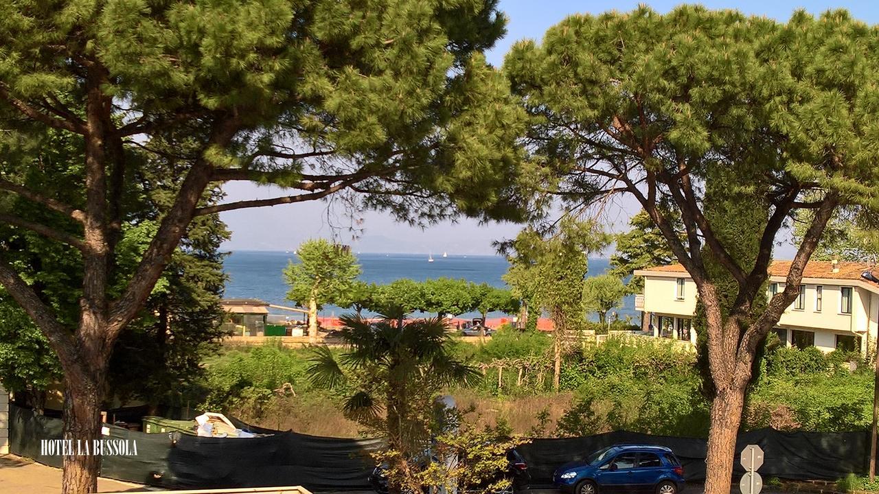 Hotel La Bussola Padenghe sul Garda Exterior foto